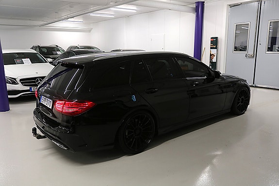 Mercedes-Benz C250 d 8 of 30