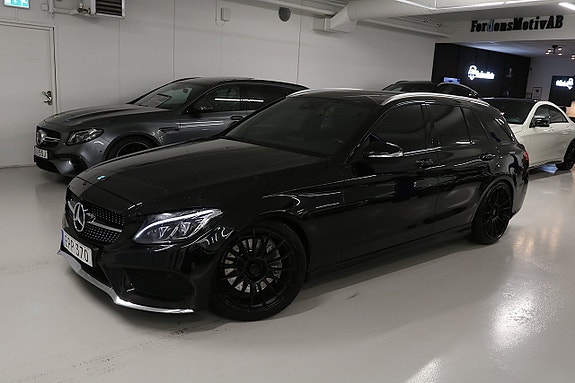 Mercedes-Benz C250 d 2 of 30