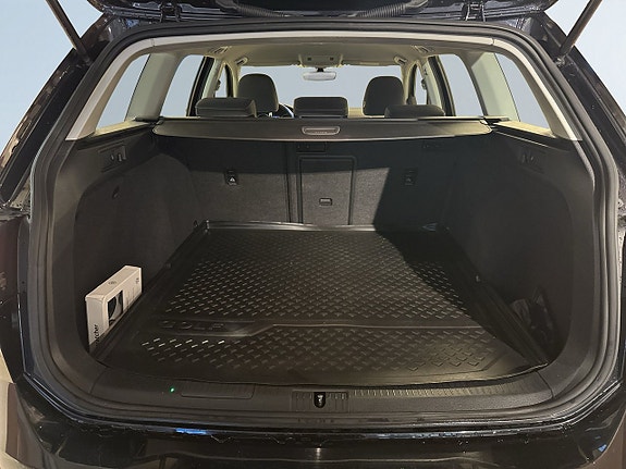 Volkswagen Golf Alltrack 12 of 23