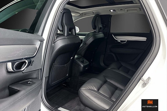 Volvo V90 16 of 22
