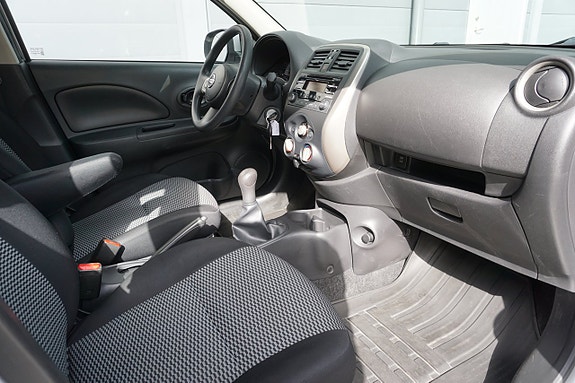 Nissan Micra 14 of 29