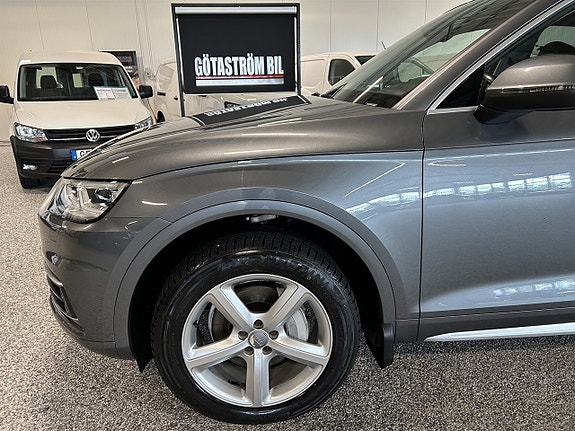 Audi Q5 10 of 25