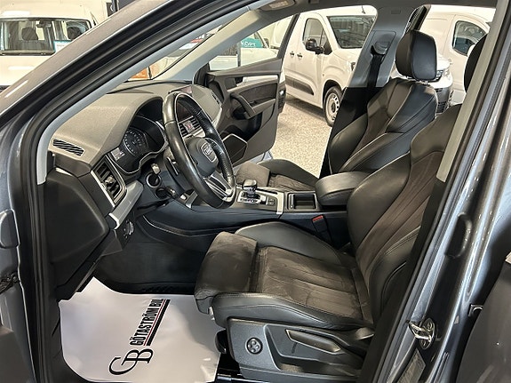 Audi Q5 12 of 25