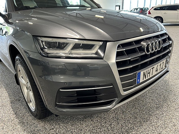 Audi Q5 6 of 25