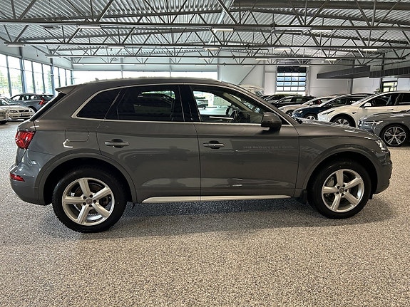 Audi Q5 7 of 25
