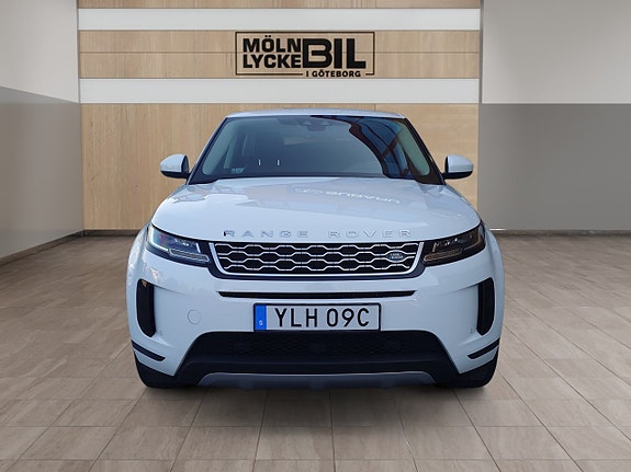 Land Rover Range Rover Evoque 8 of 17