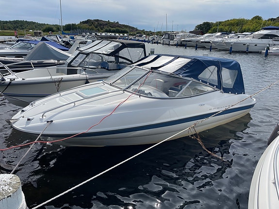 Bayliner Capri 602 3 of 11