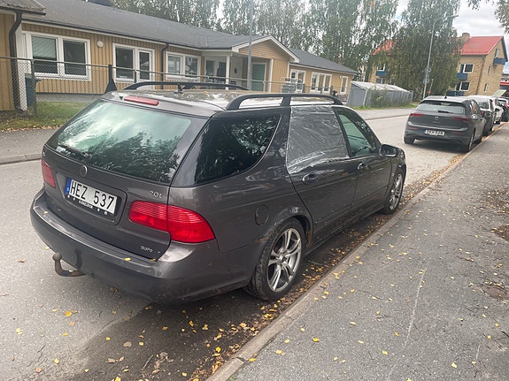 Saab 9-5 2 of 4