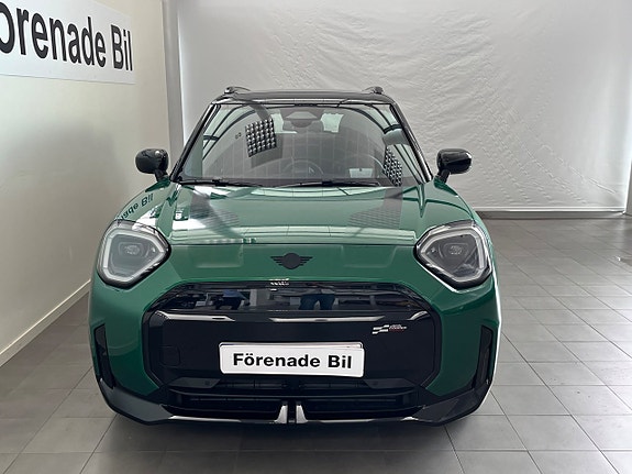 MINI Aceman SE 2 of 13