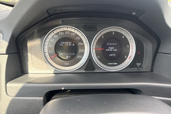 Volvo V70 18 of 21