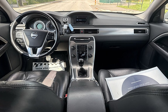 Volvo V70 15 of 21