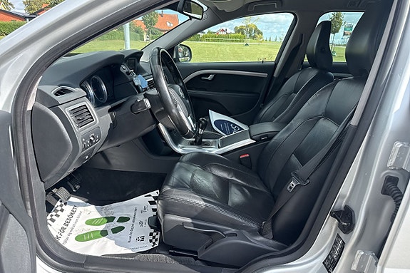 Volvo V70 12 of 21