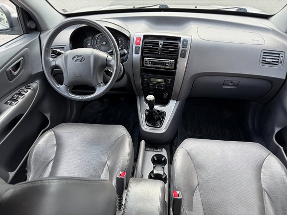 Hyundai Tucson 14 of 17