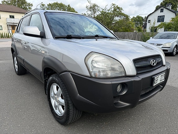 Hyundai Tucson 10 of 17