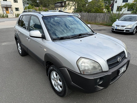 Hyundai Tucson 8 of 17