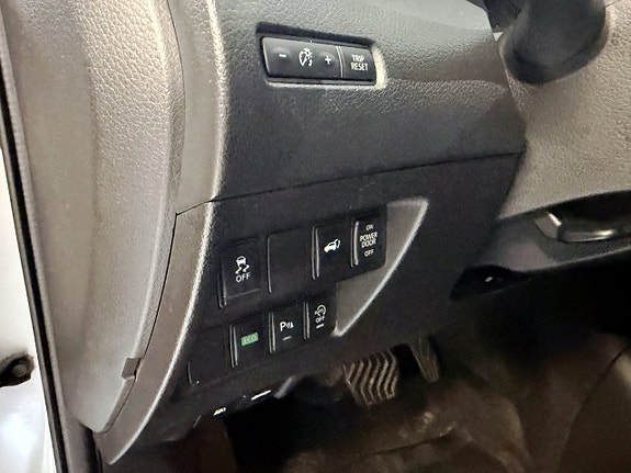 Nissan X-Trail 21 of 26