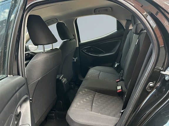 Mazda 2 13 of 23