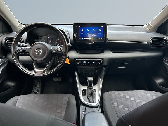 Mazda 2 8 of 23