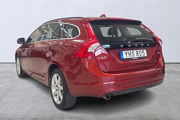 Volvo V60 4 of 18