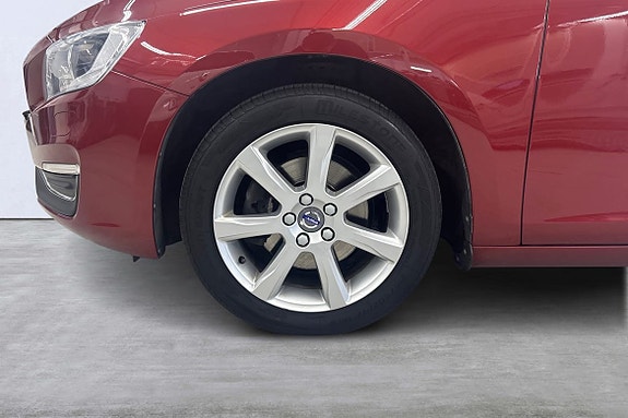 Volvo V60 14 of 18
