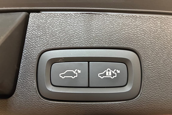 Volvo XC60 19 of 26
