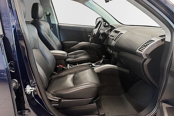 Mitsubishi Outlander 6 of 16