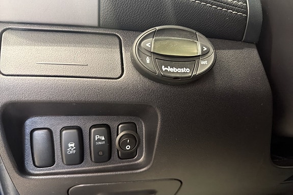 Mitsubishi Outlander 13 of 16