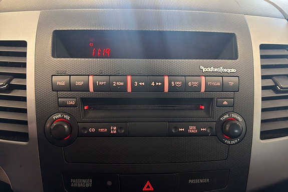 Mitsubishi Outlander 15 of 16