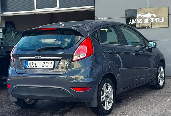 Ford Fiesta 4 of 12