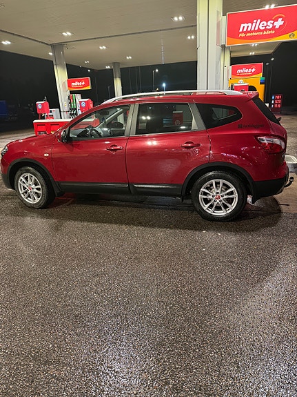 Nissan Qashqai+2 10 of 12
