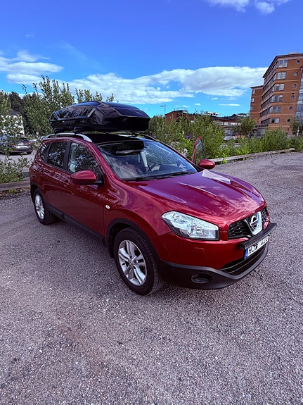 Nissan Qashqai+2 2 of 12