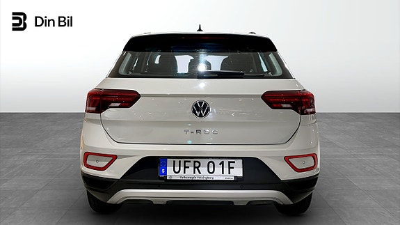 Volkswagen T-Roc 5 of 12