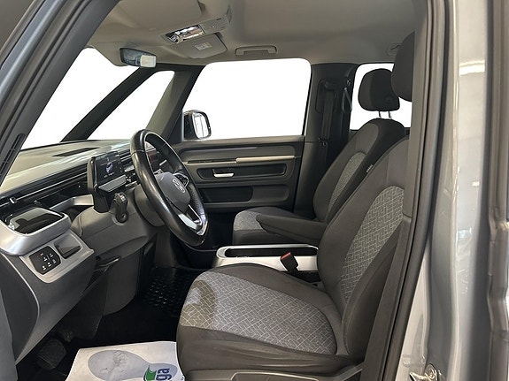 Volkswagen ID. Buzz 10 of 12