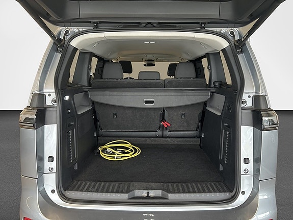 Volkswagen ID. Buzz 12 of 12