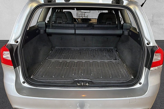 Volvo V70 16 of 16
