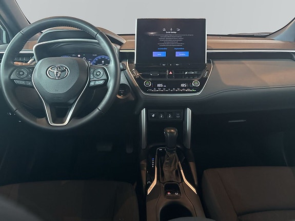 Toyota Corolla Cross 9 of 11