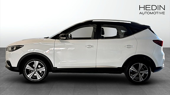 MG ZS EV 6 of 9