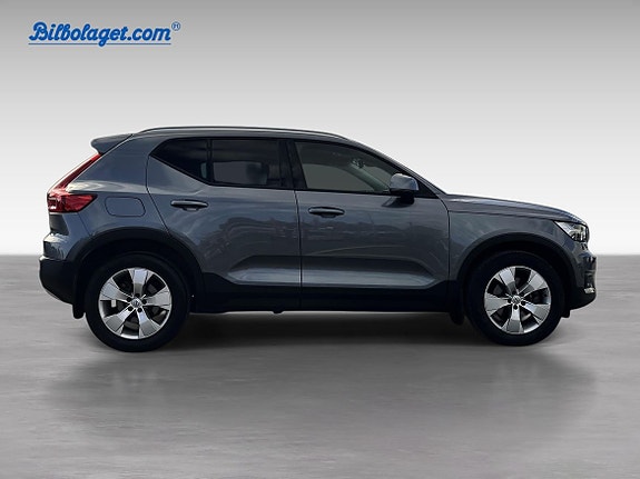 Volvo XC40 4 of 19