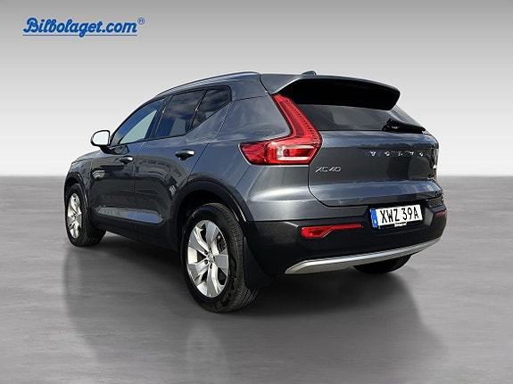 Volvo XC40 7 of 19