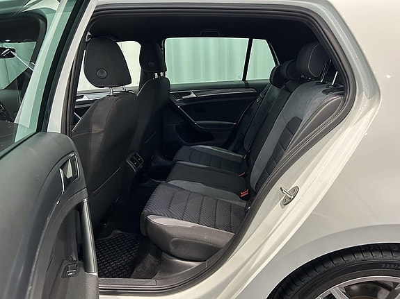 Volkswagen Golf I 8 of 14