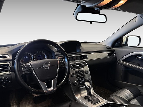 Volvo XC70 8 of 11