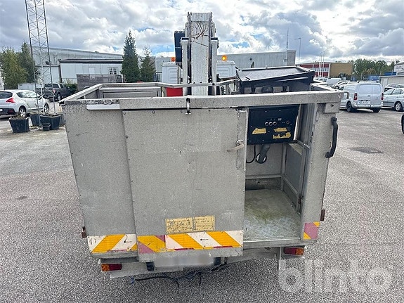 Bronto Skylift MERCEDES BENZ 817 6 of 6