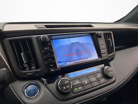 Toyota RAV4 19 of 28
