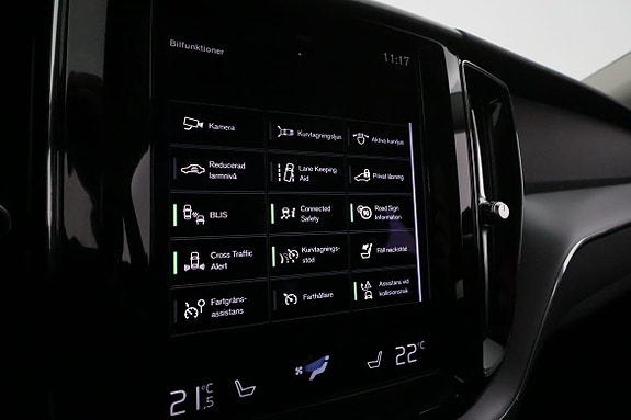Volvo XC60 26 of 30