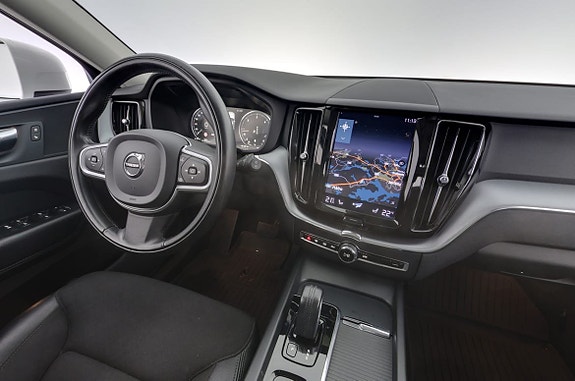 Volvo XC60 15 of 30