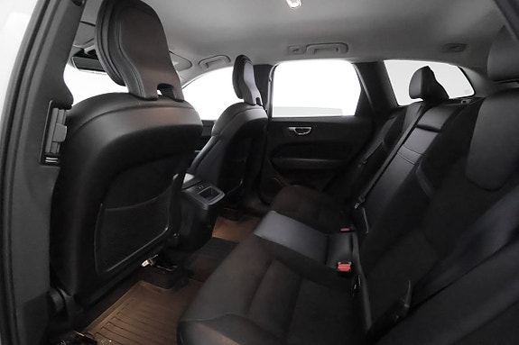 Volvo XC60 21 of 30