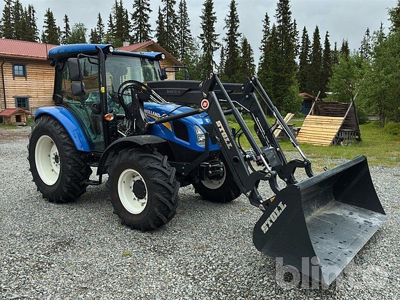 Traktor med frontlastare New Holland 4 of 6