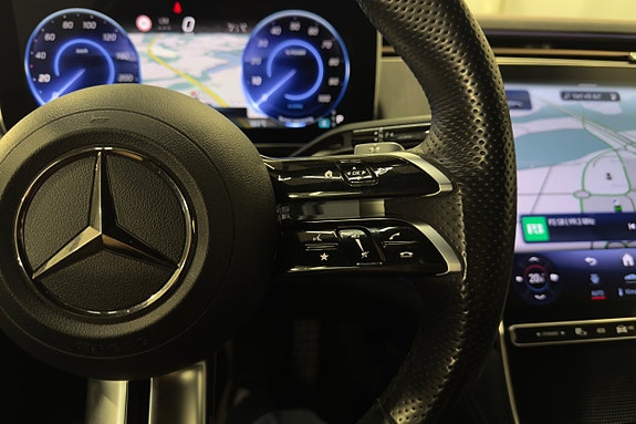 Mercedes-Benz EQE350 15 of 26