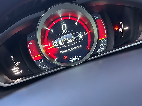 Volvo V40 5 of 6