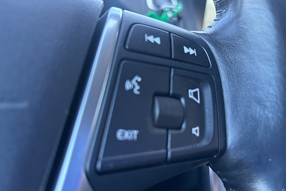 Volvo XC70 18 of 24